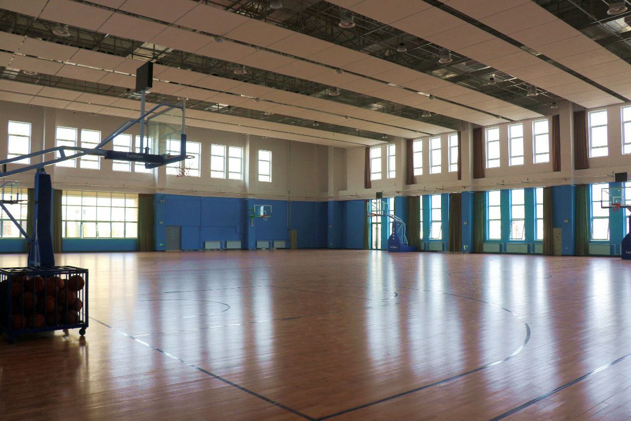 篮球场