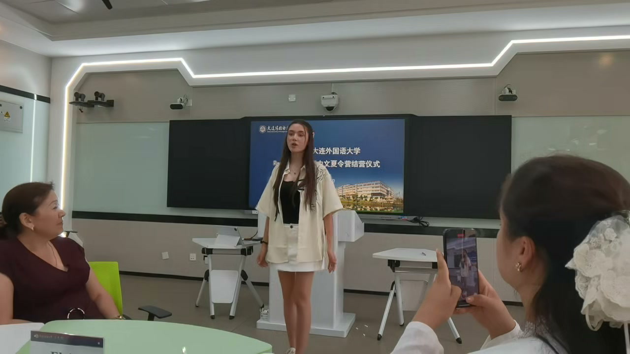 Russian Youth Sharing Chinese Learning Journey